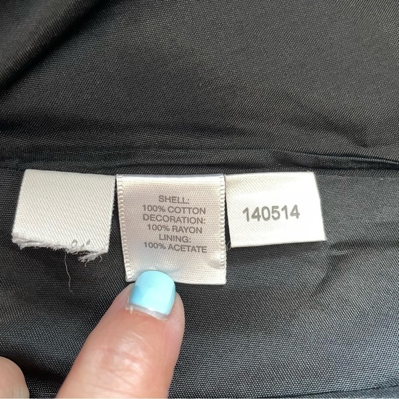 Ann Taylor Black Knee Length Embroidered Boho Skirt Size 12 - Picture 3 of 6